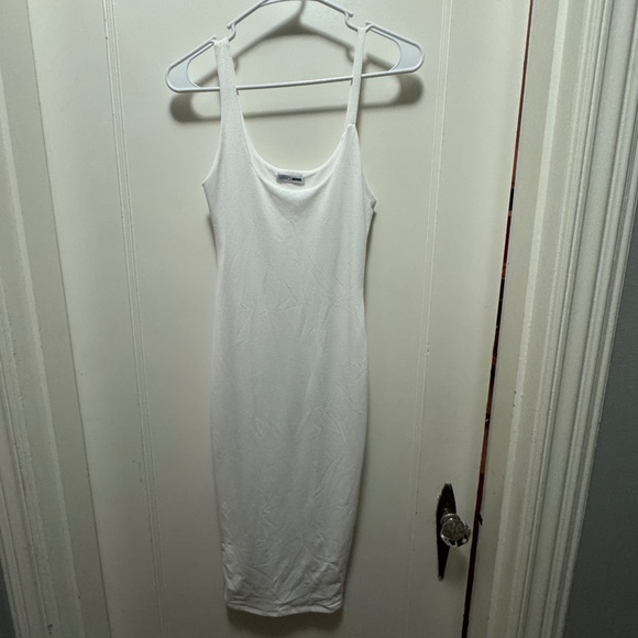 FASHION NOVA WHITE DRESS - Picture 1 of 2